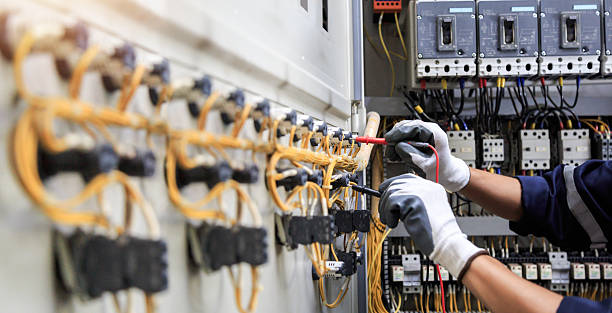 Professional Electrician technician working in Sylvania, OH